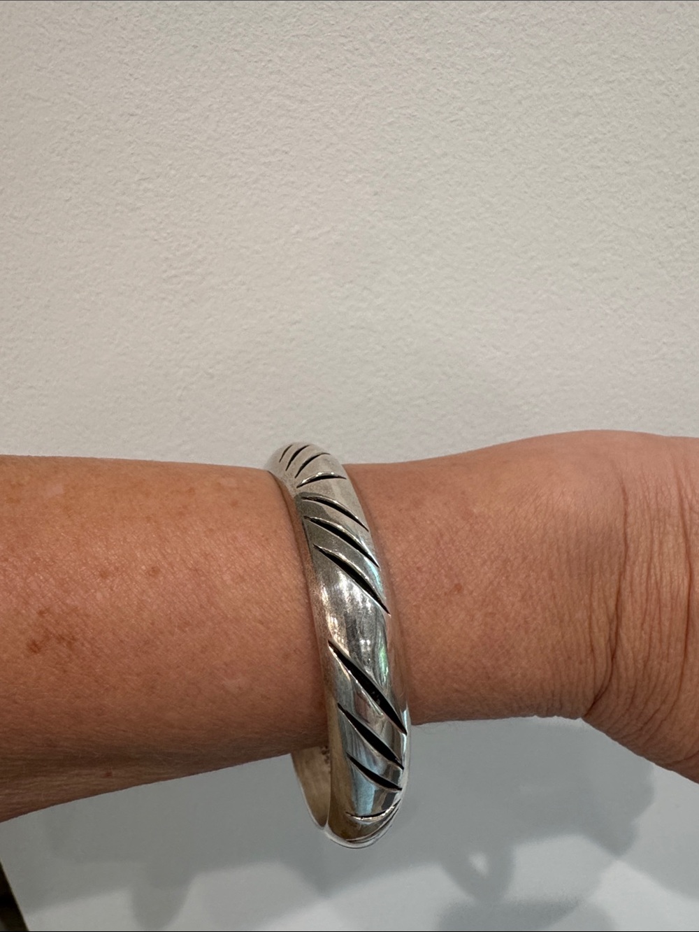 Taxco Mexican Silver Diagonal Cut Bangle Bracelet